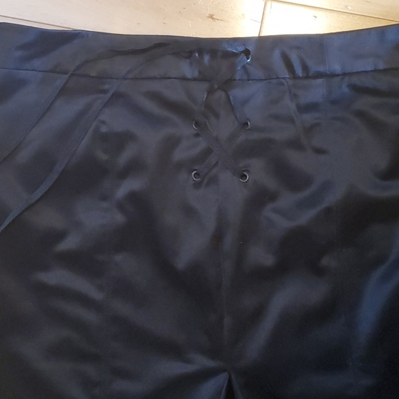 MEXX 2pc Black Satin Skirt & Bustier - Picture 3 of 10